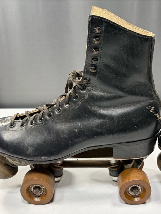 Riedell Roller Skates Black Leather Size 9 Vintage Quad Chicago Plate - Picture 3 of 15